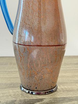LOT 19K: Exquisite Art Glass Pitcher w/ 4 Matching Mugs