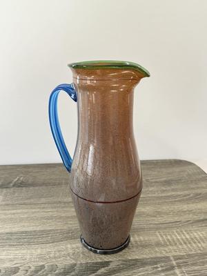 LOT 19K: Exquisite Art Glass Pitcher w/ 4 Matching Mugs