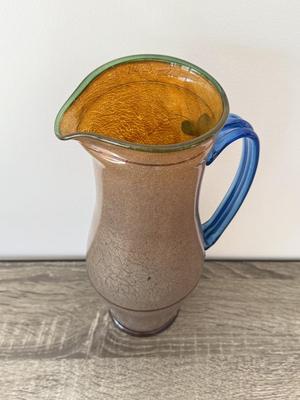 LOT 19K: Exquisite Art Glass Pitcher w/ 4 Matching Mugs