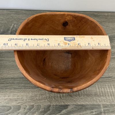 LOT 20K: Wooden Bowls: Large Flat Cut & Set of Salad Bowls