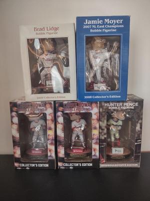 LOT 26K: MLB Philadelphia Phillies Bobble Figurines in Boxes: Jamie Moyer, Hunter Pence, Brad Lidge & Larry Bowa