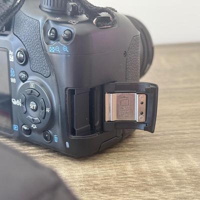 LOT 81K: Canon EOS Rebel XSI DSLR Camera Body w/ Attatched Lens, Manual & Battery Charger