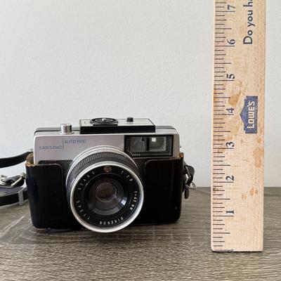 LOT 83K: Vintage Sears Easy Load Auto 600 126mm Film Camera