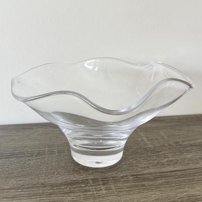 LOT 85K: Simon Pearce Crystal Wavy Edge Bowl w/ Beautiful Light Blue Hand Crafted Lisa Larson Glasses