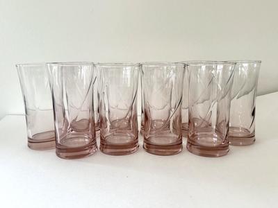 LOT 94K: Set of Pink Swirl Glasses in 4 Sizes