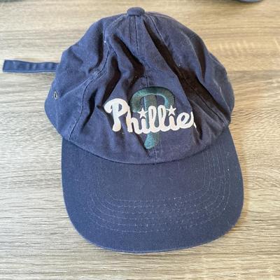 LOT 115K: MLB Philadelphia Phillies Baseball Caps