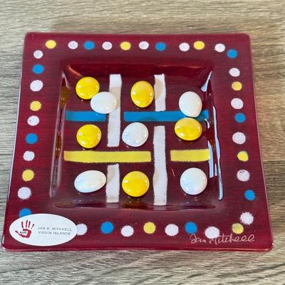 LOT 143K: Jan R Mitchell Designs Art Glass Tic Tac Toe Hand Made in the Virgin Islands