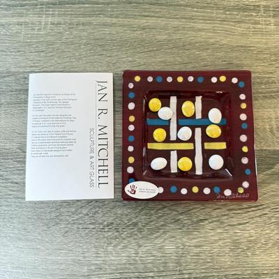 LOT 143K: Jan R Mitchell Designs Art Glass Tic Tac Toe Hand Made in the Virgin Islands