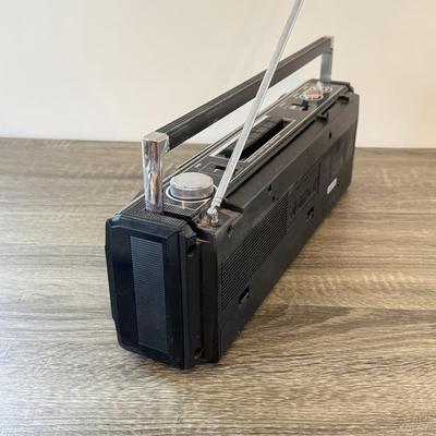 LOT 146F: Sanyo Radio Cassette Player Model M7030