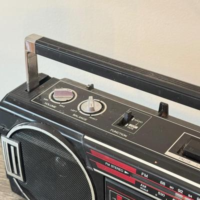LOT 146F: Sanyo Radio Cassette Player Model M7030