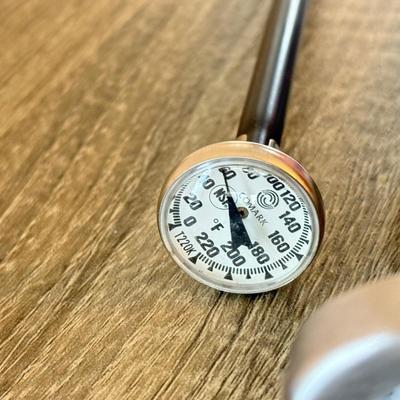 LOT 147K: Kitchen Thermometers incl. Glass Candy & Deep Fry