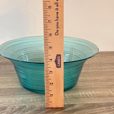 LOT 148K: Beautiful Bormioli Rocco Teal Glass Bowl Set