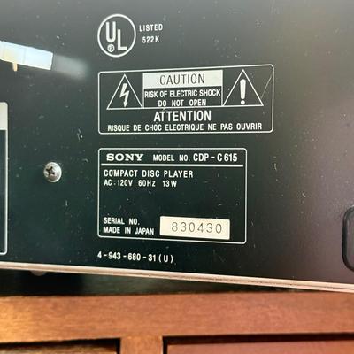 LOT 150F: Sony CD Player Model CDP-C615