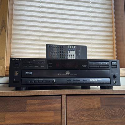 LOT 150F: Sony CD Player Model CDP-C615