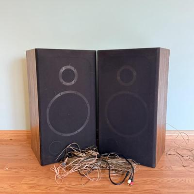 LOT 153F: Vintage TDC 4a 10” 2-way Ported Speakers w/ Audio Cables