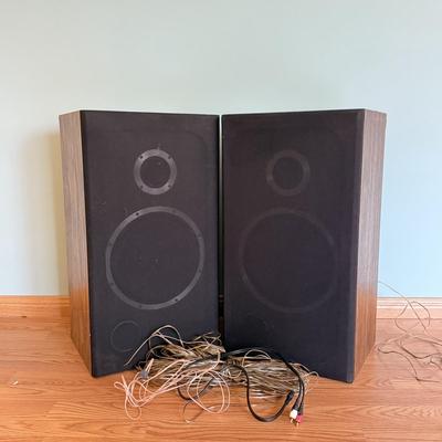 LOT 153F: Vintage TDC 4a 10” 2-way Ported Speakers w/ Audio Cables