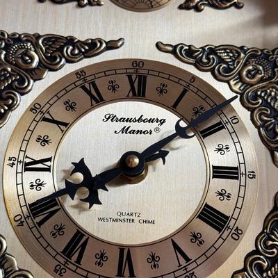 LOT 154F: Strausburg Manor Tempus Fugit Quartz Mantle Clock