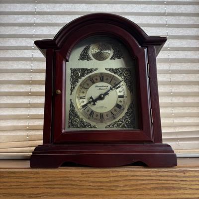 LOT 154F: Strausburg Manor Tempus Fugit Quartz Mantle Clock