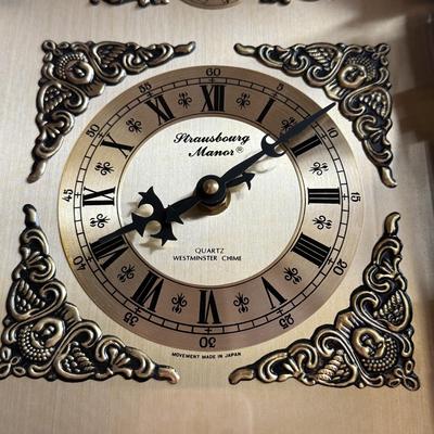 LOT 154F: Strausburg Manor Tempus Fugit Quartz Mantle Clock