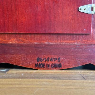 LOT 154F: Strausburg Manor Tempus Fugit Quartz Mantle Clock