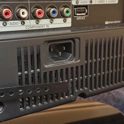 LOT 159F: Samsung TV Model LN-T2342H