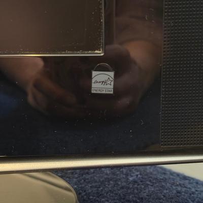 LOT 159F: Samsung TV Model LN-T2342H