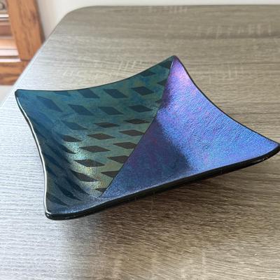 LOT 186X: Gorgeous Signed Art Glass Dishes & Iridescent Bowl