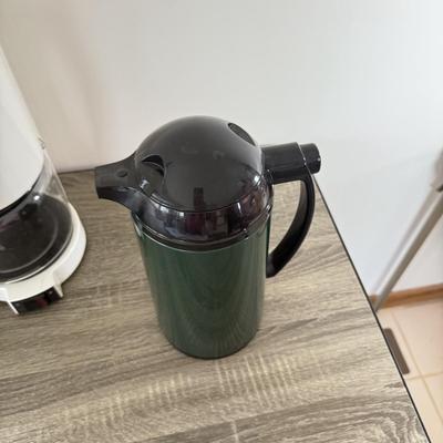 LOT 187K: Coffee Collection: Milk Frothing Machine, Coffee Maker & More