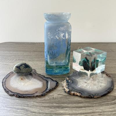 LOT 191: Geode Slices, Whale Rock & More