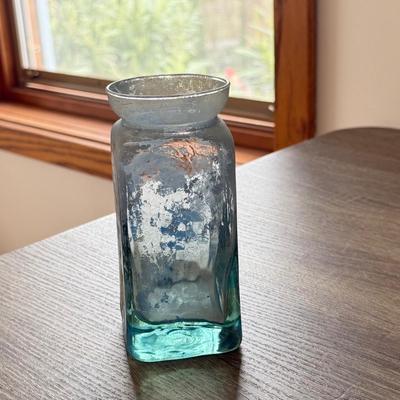 LOT 191: Geode Slices, Whale Rock & More