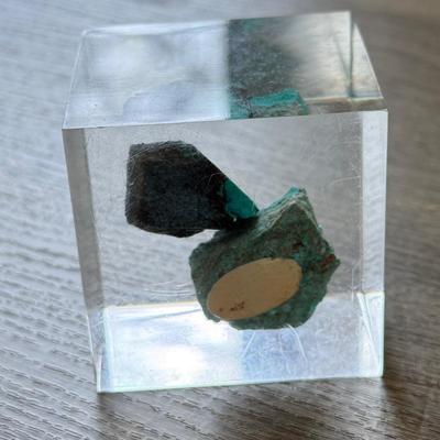 LOT 191: Geode Slices, Whale Rock & More