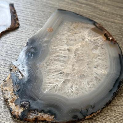 LOT 191: Geode Slices, Whale Rock & More