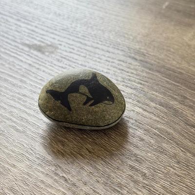 LOT 191: Geode Slices, Whale Rock & More