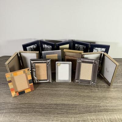 LOT 192K: Collection of Small Photo Frames: Carr, Vintage & Modern