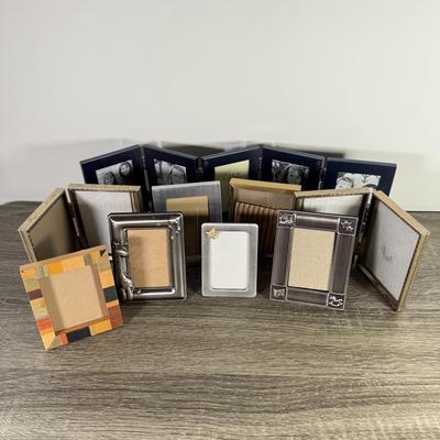 LOT 192K: Collection of Small Photo Frames: Carr, Vintage & Modern