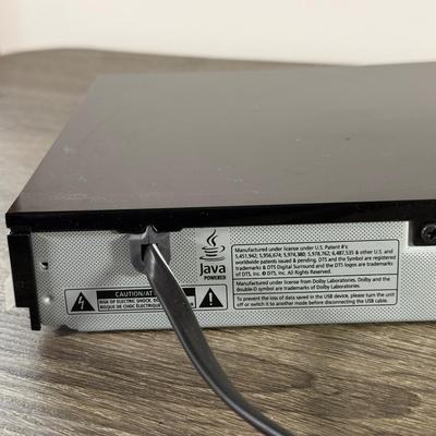 LOT 196F: Samsung Blu-Ray Disc Player Model BD-D5700