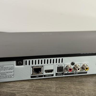 LOT 196F: Samsung Blu-Ray Disc Player Model BD-D5700