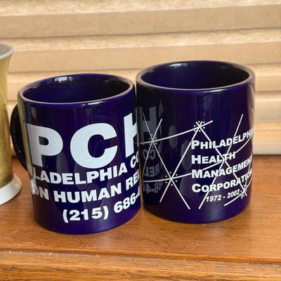 LOT 200F: Large Collection of Mugs