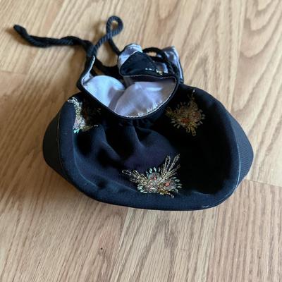 LOT 222F: Collection of Hand Made Purses