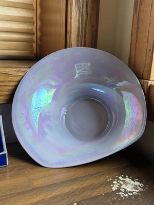 LOT 227: Signed Kathleen Ryan Iridescent Bowl, Mini Green Glass Vase, Blue Stained Glass Pieces & More