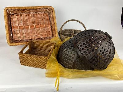 K848 Large Basket Lot with Plate Covers