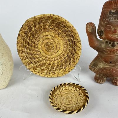 L904 Stone Sculpture , Papago Baskets, Mexico Sculpture