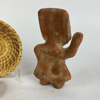 L904 Stone Sculpture , Papago Baskets, Mexico Sculpture