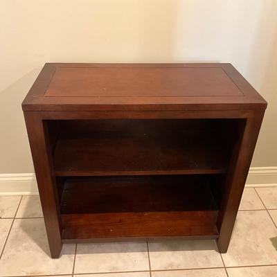 K923 HOOKER Mahogany Bookshelf Stand