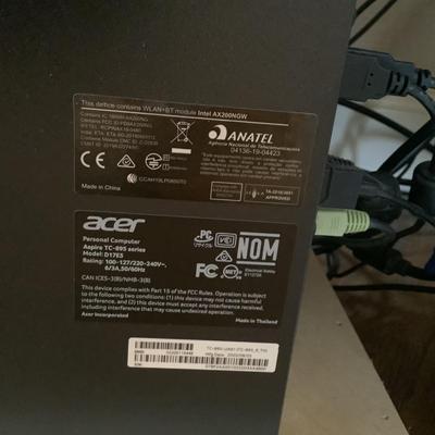 O942 ACER PC, Samsung Monitor, Harmon Kardon Speaker Set,