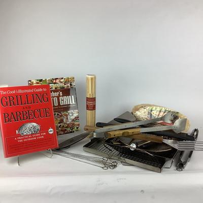 G943 BBQ / Grill Utensil Set, Cookbooks, Skewers and more