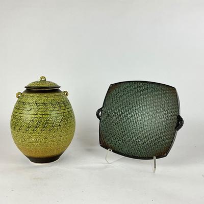 L947 Two Pieces of Tom Clarkson Pottery