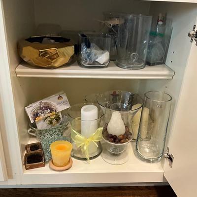 K950 Large Lot of Glass Vases, Beads and Bowls