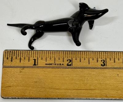 Murano Black Dachshund Dog Figurine 1.5" tall