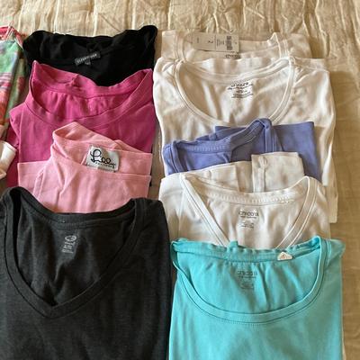 M957 Lot of Ladies Short Sleeve Cotton Pullovers: Talbots, Chicos Lily Pulitzer, Eileen Fisher